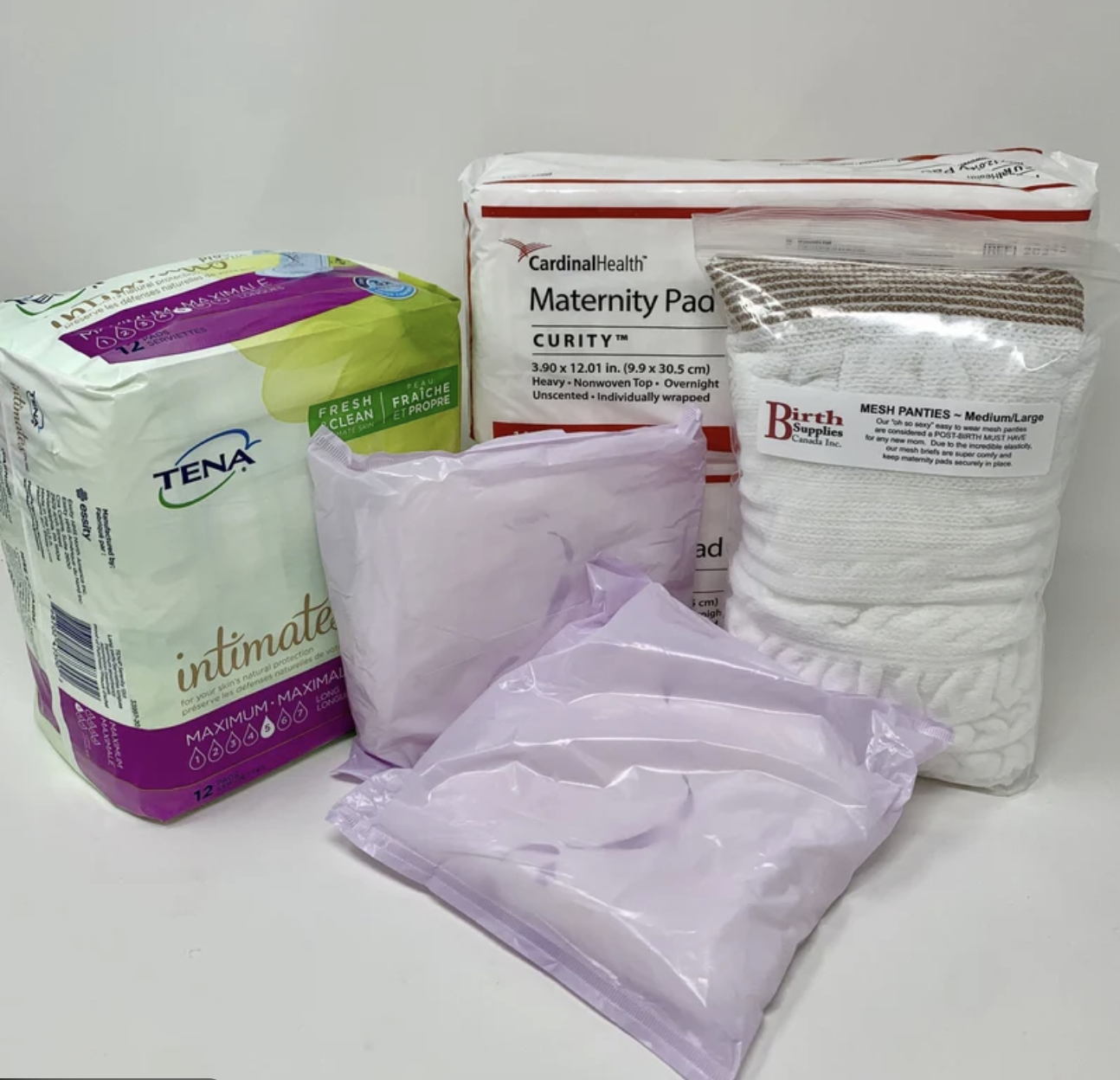 فوط نفاس طويلة عالية الامتصاص وناعمة، مناسبة لفترة ما بعد الولادة