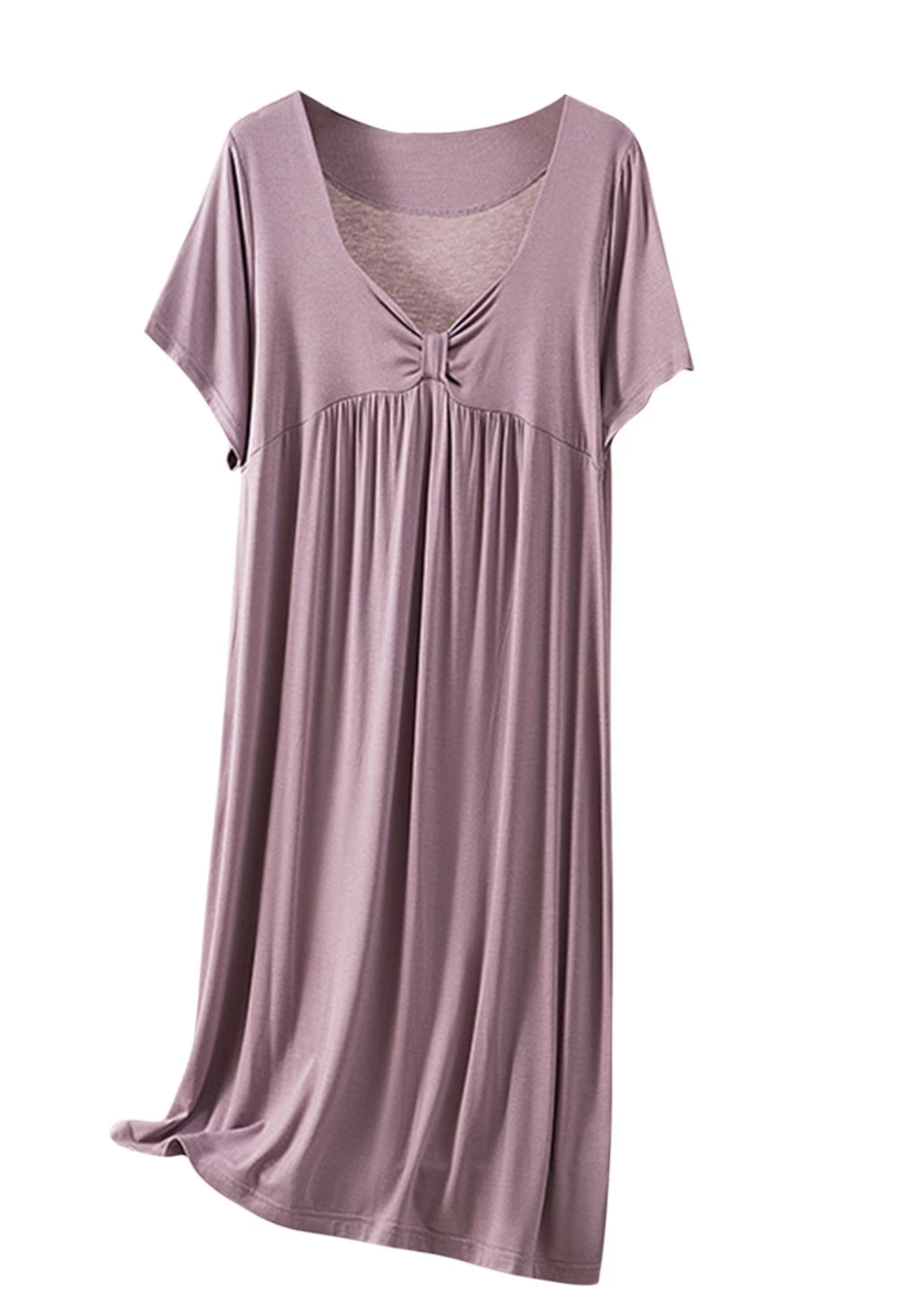 قميص نوم قطني واسع وخفيف يساعد على الراحة وتقليل التهيّج بعد الولادة